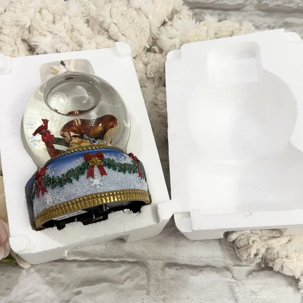 Breyer vtg holy